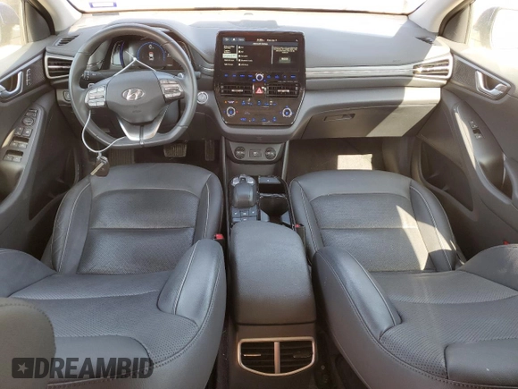 2020 Hyundai Ioniq Limited with VIN KMHC85LJ3LU071113, listed as a Copart auction lot 52460715 with 35,584 mi miles and Clean title. Bid and sale history available at DreamBid. Image 8.