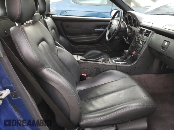 1998 Mercedes-Benz SLK 230/320 with VIN WDBKK47F9WF079564, listed as a Copart auction lot 71497654 with 226,380 mi miles and Salvage Title. Bid and sale history available at DreamBid. Image 10.