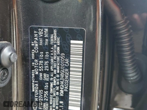 2016 Hyundai Equus Signature with VIN KMHGH4JH8GU101059, listed as a Copart auction lot 53565565 with 38,832 mi miles and Salvage title. Bid and sale history available at DreamBid. Image 12.