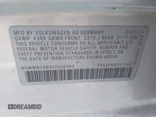 2012 Volkswagen CC Sport z VIN WVWMN7AN3CE506483, wystawiony jako IAAI lot #41401237 z przebiegiem 135 296 mil mil oraz . Historia ofert i sprzedaży dostępna na DreamBid. Obrazek 9.