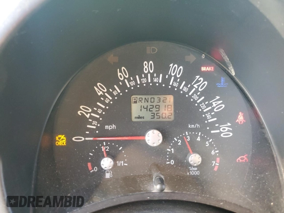 2004 Volkswagen Beetle with VIN 3VWCD31C64M407381, listed as a Copart auction lot 44415365 with 142,918 mi miles and Clean Title. Bid and sale history available at DreamBid. Image 9.