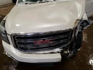 2015 GMC Yukon SLT with VIN 1GKS2BKC2FR110448, listed as a Copart auction lot 45270085 with 139,730 mi miles and Clean Title. Bid and sale history available at carsss.com. Image 12.