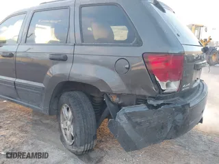 2006 Jeep Grand Cherokee Laredo with VIN 1J4GR48K06C163251, listed as a IAAI auction lot 41103169 with 186,346 mi miles. Bid and sale history available at carsss.com. Image 6.