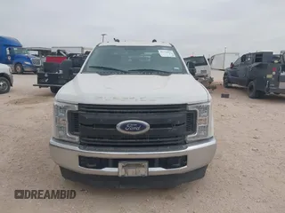 2017 Ford F-350 XL with VIN 1FT7W3AT2HED60747, listed as a IAAI auction lot 41734657 with 182,577 mi miles and . Bid and sale history available at DreamBid. Image 12.