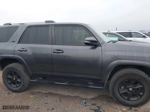 2020 Toyota 4Runner SR5 with VIN JTEBU5JR2L5779671, listed as a IAAI auction lot 41572359 with 87,458 mi miles. Bid and sale history available at carsss.com. Image 13.