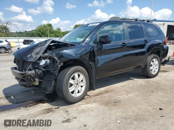 2011 Mitsubishi Endeavor LS with VIN 4A4JN2AS2BE025871, listed as a Copart auction lot 60868064 with 196,440 mi miles and Salvage Title. Bid and sale history available at carsss.com. Image 1.