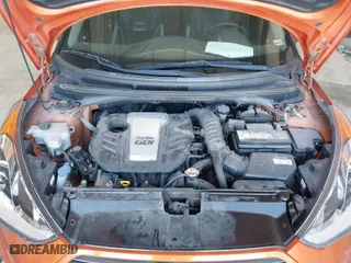 2013 Hyundai Veloster Turbo w/Black Int with VIN KMHTC6AE8DU137294, listed as a IAAI auction lot 41728067 with 138,708 mi miles. Bid and sale history available at carsss.com. Image 10.