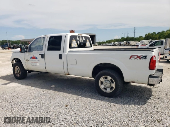 2014 Ford F-350 XLT with VIN 1FT8W3BT2EEA62777, listed as a Copart auction lot 62673935 with 144,746 mi miles and Clean title. Bid and sale history available at DreamBid. Image 2.
