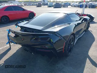 2017 Chevrolet Corvette 1LT z VIN 1G1YA2D74H5119714, wystawiony jako IAAI lot #42156867 z przebiegiem 54 761 mil mil oraz . Historia ofert i sprzedaży dostępna na DreamBid. Obrazek 4.