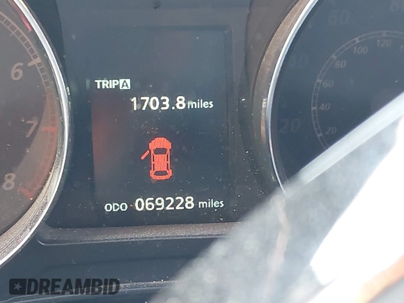 2018 Mitsubishi Outlander SE z VIN JA4AP3AW3JU011695, wystawiony jako IAAI lot #42144112 z przebiegiem 69 228 mil mil oraz . Historia ofert i sprzedaży dostępna na DreamBid. Obrazek 16.