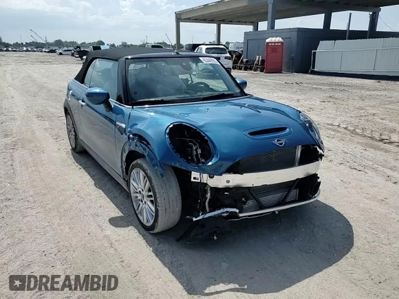 2024 MINI Convertible Cooper S z VIN WMW43DL04R3S24716, wystawiony jako Copart lot #63449955 z przebiegiem 11 863 mil mil oraz Nie do naprawy • Non repairable. Historia ofert i sprzedaży dostępna na DreamBid. Obrazek 13.