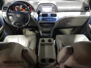 2008 Honda Odyssey Touring с VIN 5FNRL38918B094714, выставлен на аукционе Copart как лот 60098405 с пробегом 247 406 миль миль и Чистый • Clean title. История ставок и продаж доступна на DreamBid. Изображение 8.