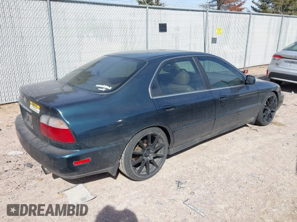 1997 Honda Accord EX z VIN 1HGCD5565VA024907, wystawiony jako IAAI lot #41797909 z przebiegiem 209 738 mil mil oraz . Historia ofert i sprzedaży dostępna na DreamBid. Obrazek 4.