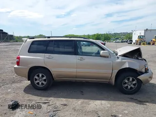 2007 Toyota Highlander z VIN JTEHP21A570207913, wystawiony jako IAAI lot #42321299 z przebiegiem 205 780 mil mil oraz . Historia ofert i sprzedaży dostępna na DreamBid. Obrazek 14.