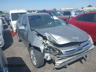 2008 Ford Focus SE with VIN 1FAHP35N88W242103, listed as a IAAI auction lot 39468422 with 169,911 mi miles. Bid and sale history available at carsss.com. Image 1.