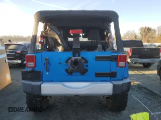 2015 Jeep Wrangler Unlimited Sahara с VIN 1C4BJWEG5FL586751, выставлен на аукционе Copart как лот 84089374 с пробегом 118 184 миль миль и Списание • Salvage title. История ставок и продаж доступна на DreamBid. Изображение 6.