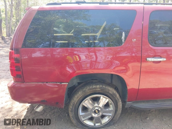 2012 Chevrolet Suburban LT with VIN 1GNSKJE78CR262094, listed as a IAAI auction lot 42167052 with 276,886 mi miles. Bid and sale history available at carsss.com. Image 6.