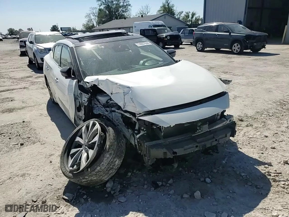 2023 Nissan Maxima Platinum with VIN 1N4AA6FV1PC504949, listed as a Copart auction lot 74627644 with 70,215 mi miles and Salvage Title. Bid and sale history available at carsss.com. Image 10.