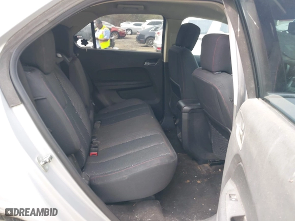 2010 Chevrolet Equinox LT w/1LT with VIN 2CNALDEW2A6219966, listed as a IAAI auction lot 41743301 with 273,576 mi miles. Bid and sale history available at carsss.com. Image 8.