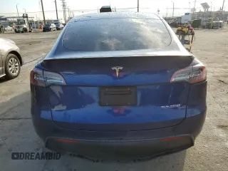 2021 Tesla Model Y Performance z VIN 5YJYGDEF8MF215815, wystawiony jako Copart lot #44752105 z przebiegiem 45 491 mil mil oraz Szkoda całkowita • Salvage title. Historia ofert i sprzedaży dostępna na DreamBid. Obrazek 6.