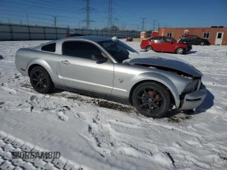 2009 Ford Mustang with VIN 1ZVHT80N595106302, listed as a Copart auction lot 45233005 with 122,399 mi miles and Salvage Title. Bid and sale history available at carsss.com. Image 4.