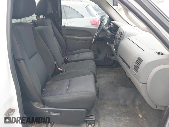2010 Chevrolet Silverado 1500 Work Truck with VIN 1GCPCPEX8AZ273625, listed as a IAAI auction lot 42204763 with 161,061 mi miles and . Bid and sale history available at DreamBid. Image 5.