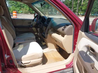 2006 Honda CR-V EX with VIN SHSRD78866U425580, listed as a IAAI auction lot 42227089 with 153,425 mi miles and . Bid and sale history available at carsss.com. Image 5.