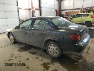 2000 Saturn SL with VIN 1G8ZH5288YZ184685, listed as a Copart auction lot 43831105 with 319,384 mi miles and Clean Title. Bid and sale history available at carsss.com. Image 2.