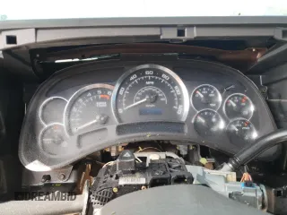 2005 Cadillac Escalade z VIN 1GYEK63N15R156958, wystawiony jako Copart lot #55286165 z przebiegiem Nie podano mil oraz Czysty tytuł • Clean title. Historia ofert i sprzedaży dostępna na DreamBid. Obrazek 9.