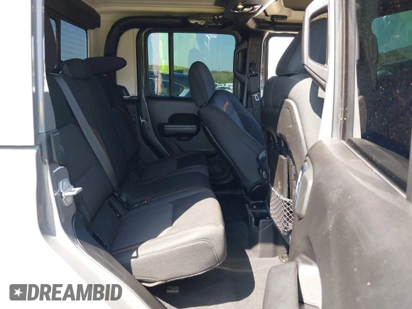 2022 Jeep Gladiator Mojave with VIN 1C6JJTEGXNL155838, listed as a IAAI auction lot 41968917 with 54,495 mi miles and . Bid and sale history available at DreamBid. Image 8.