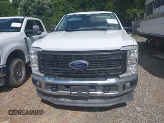 2024 Ford F-250 XL with VIN 1FT7X2BA0RED62373, listed as a IAAI auction lot 42485874 with 7,825 mi miles and . Bid and sale history available at DreamBid. Image 12.