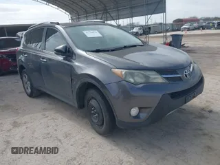 2013 Toyota RAV4 XLE with VIN 2T3WFREV2DW040132, listed as a IAAI auction lot 41750921 with 183,419 mi miles. Bid and sale history available at carsss.com. Image 1.