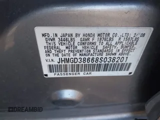 2008 Honda Fit Sport with VIN JHMGD38668S038201, listed as a IAAI auction lot 41936038 with 186,816 mi miles. Bid and sale history available at carsss.com. Image 9.