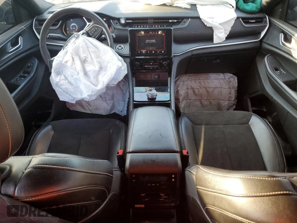 2023 Jeep Grand Cherokee Laredo z VIN 1C4RJJAG4P8814041, wystawiony jako Copart lot #42776095 z przebiegiem 71 111 mil mil oraz Szkoda całkowita • Salvage title. Historia ofert i sprzedaży dostępna na DreamBid. Obrazek 8.