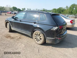 2024 Volkswagen Tiguan S с VIN 3VVFB7AX0RM048747, выставлен на аукционе IAAI как лот 42392509 с пробегом 9 130 миль миль и . История ставок и продаж доступна на DreamBid. Изображение 3.