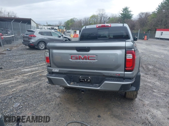 2024 GMC Canyon 4WD AT4 with VIN 1GTP6DEKXR1143138, listed as a IAAI auction lot 41952154 with 26,062 mi miles. Bid and sale history available at carsss.com. Image 16.
