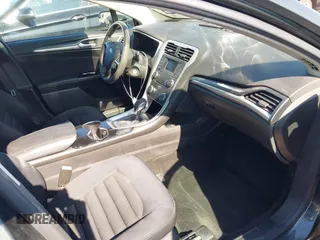 2015 Ford Fusion SE with VIN 3FA6P0H7XFR227606, listed as a IAAI auction lot 42519760 with 65,142 mi miles and . Bid and sale history available at DreamBid. Image 5.