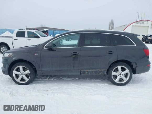2014 Audi Q7 S line Prestige with VIN WA1DGAFE7ED003414, listed as a IAAI auction lot 41425048 with 91,664 mi miles and . Bid and sale history available at DreamBid. Image 14.