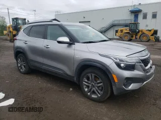 2022 Kia Seltos S with VIN KNDEUCAA7N7247811, listed as a Copart auction lot 57152425 with 67,827 mi miles and Salvage title. Bid and sale history available at DreamBid. Image 4.