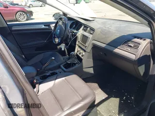 2016 Volkswagen Golf TSI S с VIN 3VWC17AU5GM523541, выставлен на аукционе IAAI как лот 42133377 с пробегом 112 123 миль миль и . История ставок и продаж доступна на DreamBid. Изображение 5.
