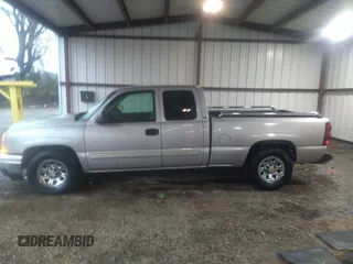 2006 Chevrolet Silverado 1500 LT1 with VIN 1GCEC19V56Z142057, listed as a IAAI auction lot 41752031 with 82,607 mi miles. Bid and sale history available at carsss.com. Image 14.