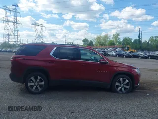 2018 Chevrolet Traverse LT z VIN 1GNEVHKW6JJ184290, wystawiony jako IAAI lot #42176919 z przebiegiem 103 835 mil mil oraz . Historia ofert i sprzedaży dostępna na DreamBid. Obrazek 13.