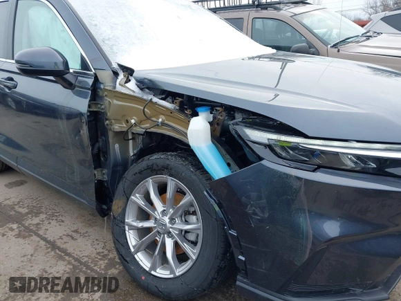 2025 Honda CR-V EX with VIN 2HKRS4H41SH455753, listed as a IAAI auction lot 41553434 with 499 mi miles and . Bid and sale history available at DreamBid. Image 6.
