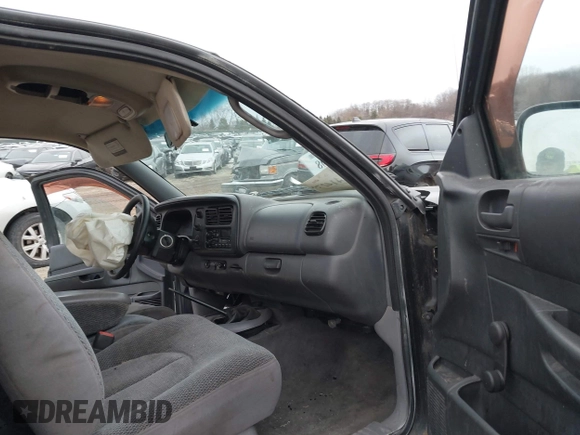 1999 Dodge Dakota SLT with VIN 1B7GG22Y6XS231301, listed as a IAAI auction lot 41427598 with Not Provided miles and . Bid and sale history available at carsss.com. Image 5.