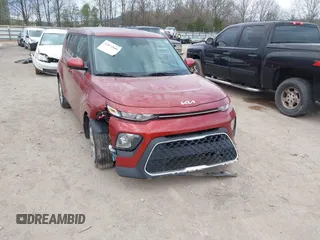 2022 Kia Soul LX with VIN KNDJ23AU8N7836980, listed as a IAAI auction lot 41871840 with 47,162 mi miles. Bid and sale history available at carsss.com. Image 6.