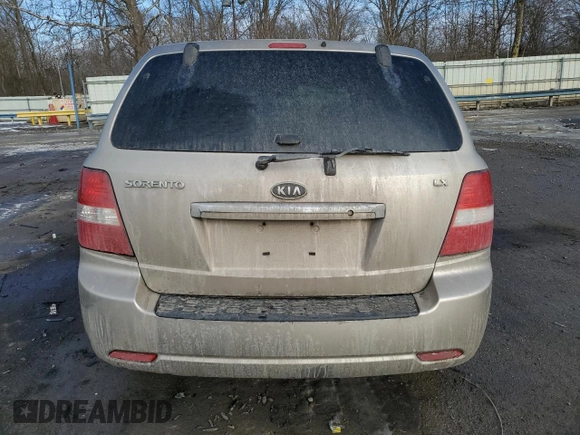 2007 Kia Sorento LX with VIN KNDJD736975752035, listed as a Copart auction lot 43319085 with 137,170 mi miles and Salvage title. Bid and sale history available at DreamBid. Image 6.