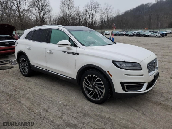 2019 Lincoln Nautilus Reserve with VIN 2LMPJ8L98KBL56721, listed as a Copart auction lot 44970305 with 72,804 mi miles and Salvage Title. Bid and sale history available at carsss.com. Image 4.