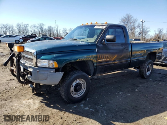 1997 Dodge 2500 with VIN 1B7KF26Z5VJ523640, listed as a Copart auction lot 44957715 with 255,503 mi miles and Clean Title. Bid and sale history available at DreamBid. Image 1.