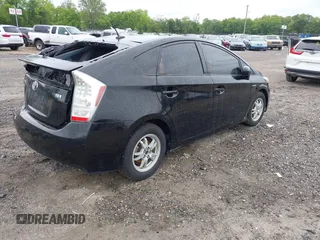 2011 Toyota Prius I z VIN JTDKN3DU6B1394092, wystawiony jako IAAI lot #42316595 z przebiegiem 230 999 mil mil oraz . Historia ofert i sprzedaży dostępna na DreamBid. Obrazek 4.