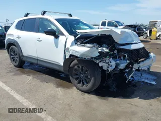 2024 Mazda CX-50 S Select with VIN 7MMVABAM3RN231331, listed as a IAAI auction lot 42065151 with 9,034 mi miles and . Bid and sale history available at DreamBid. Image 1.